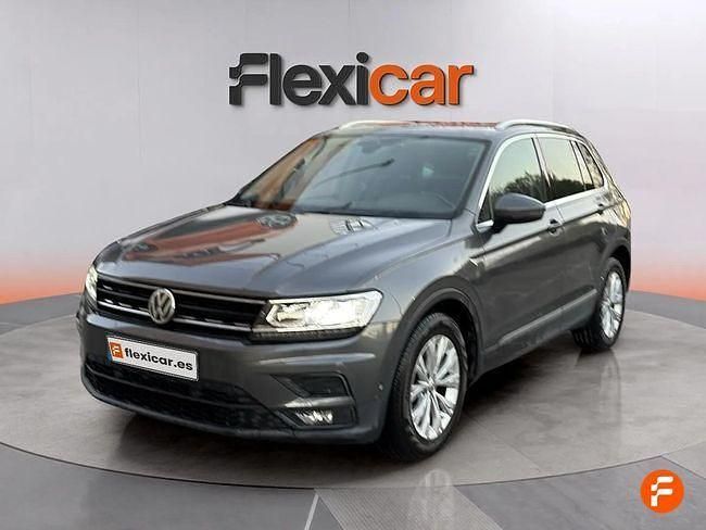 Usado VW Tiguan 125 CV (91 kW) 2018 Gris SUV