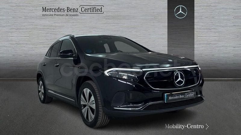Usado Mercedes EQA250 139 kW (190 CV) 2023 Negro cosmos SUV