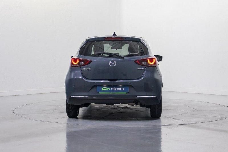 Usado Mazda 2 Homura-Line 90 CV (66 kW) 2022 Gris / plata Berlina