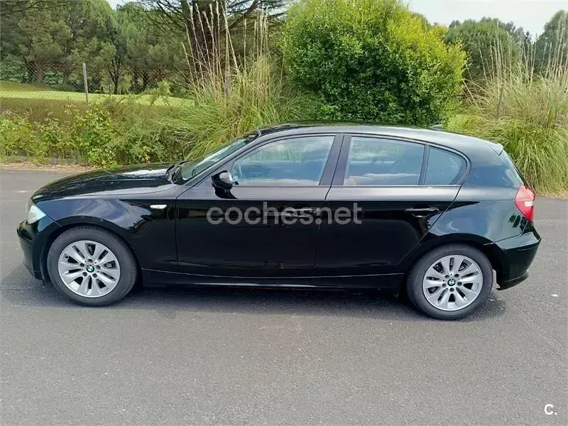 Usado BMW 120 163 CV (119 kW) 2008 Negro Utilitario