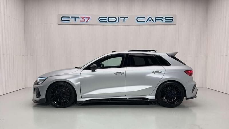 Usado Audi RS3 Sportback Sport 400 CV (294 kW) 2022 Gris Utilitario