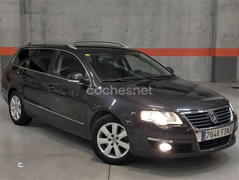 Gris / plata Usado 2007 VW Passat Sportline Familiar | 3990 € (Precio justo) - Imagen 1/4