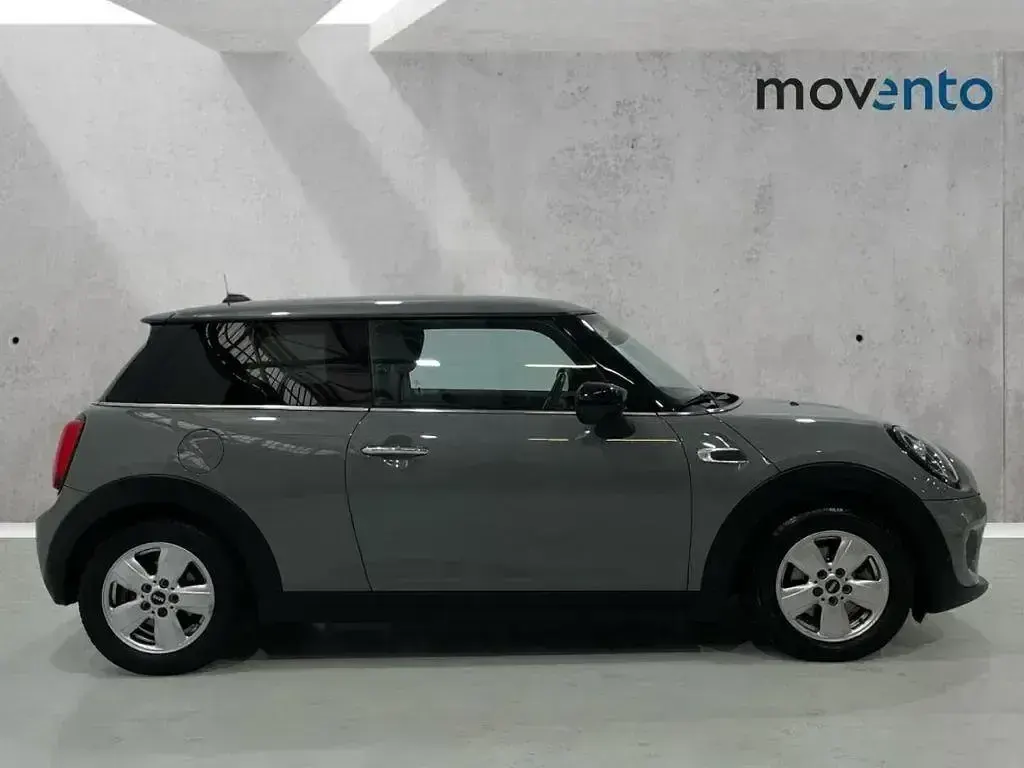 Usado Mini ONE 102 CV (75 kW) 2020 Gris Utilitario