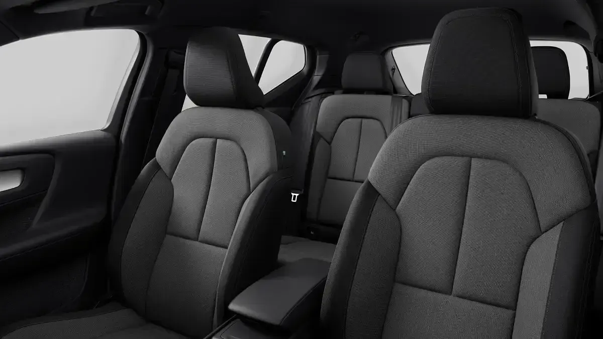 Nuevo Volvo XC40 Core 163 CV (119 kW) 2025 Gris / plata SUV
