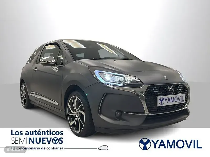 Usado DS Automobiles DS3 110 CV (80 kW) 2018 Gris / plata Berlina