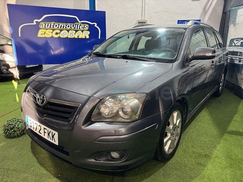 Usado Toyota Avensis Sol 150 CV (110 kW) 2007 Gris / plata Familiar