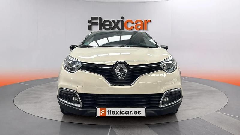 Usado Renault Captur Zen 90 CV (66 kW) 2016 Blanco SUV