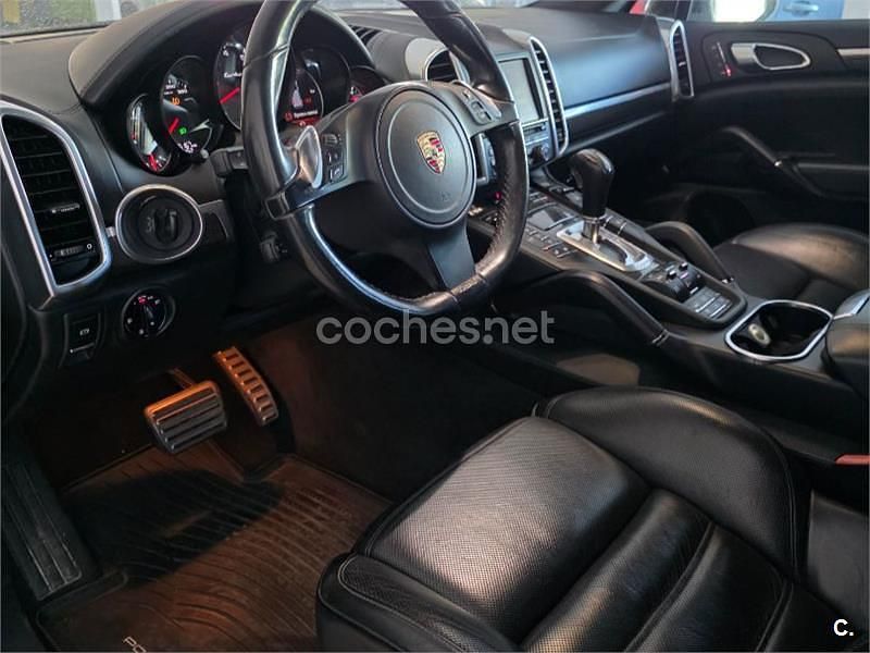 Negro Usado 2011 Porsche Cayenne Turbo SUV | 19.500 € (Buen precio) - Imagen 1/4
