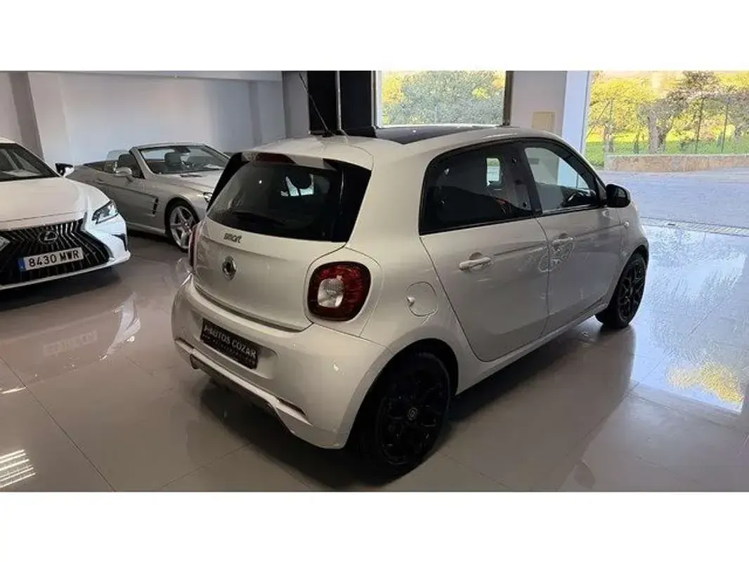 Usado Smart ForFour 90 CV (66 kW) 2019 Blanco Utilitario