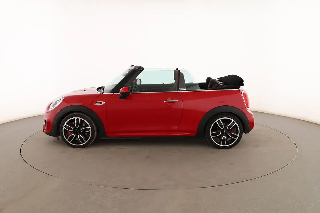 Usado Mini John Cooper Works Cabriolet 231 CV (169 kW) 2019 Rojo Descapotable