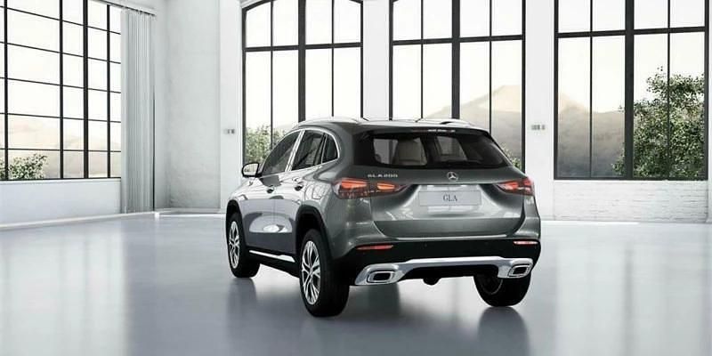 Nuevo Mercedes B200 163 CV (119 kW) 2025 Gris Monovolumen