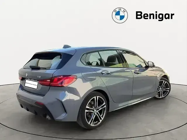 Usado BMW 118 Shadowline 150 CV (110 kW) 2021 Gris Utilitario