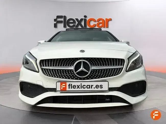 Usado Mercedes A200 AMG line 136 CV (100 kW) 2017 Gris Utilitario