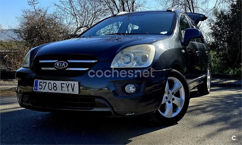 Usado Kia Carens 140 CV (102 kW) 2007 Negro Monovolumen