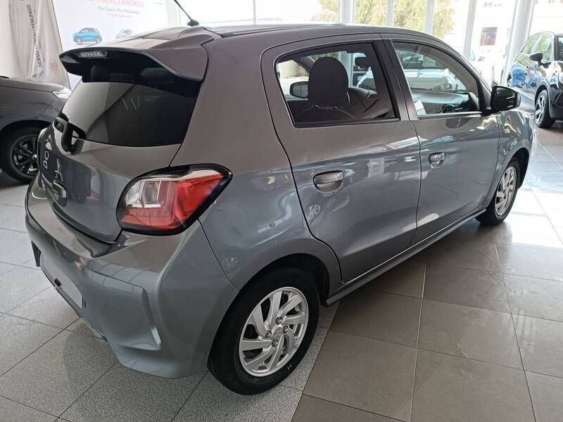 Usado Mitsubishi Space Star Motion 71 CV (52 kW) 2022 Gris Berlina