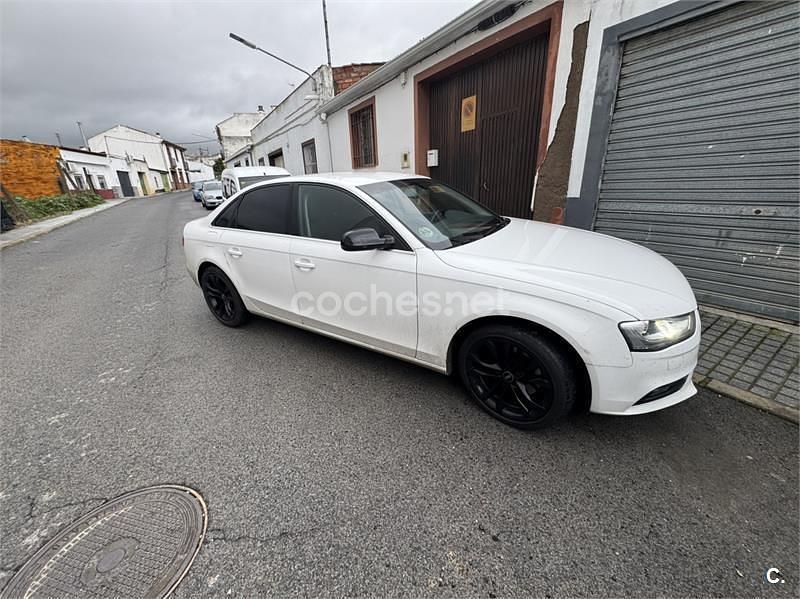 Usado Audi A4 143 CV (105 kW) 2013 Blanco Berlina
