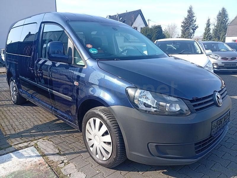 Usado VW Caddy Maxi Comfortline 102 CV (75 kW) 2014 Azul Monovolumen