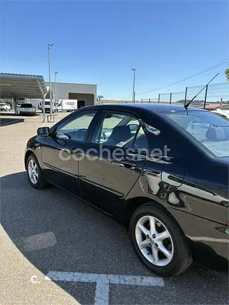 Usado Toyota Corolla Sol 110 CV (80 kW) 2005 Negro Berlina