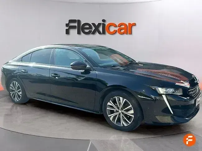 Usado Peugeot 508 Allure 130 CV (95 kW) 2022 Negro Berlina