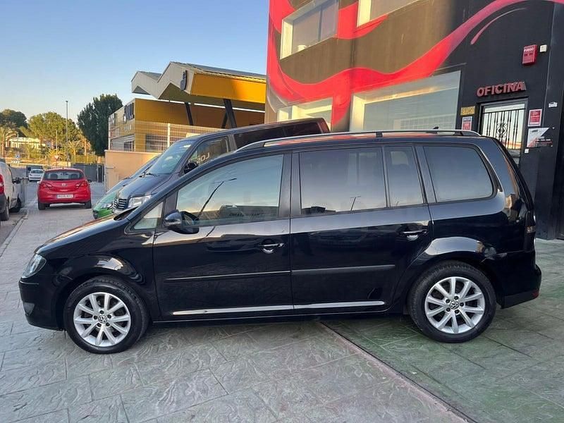 Usado VW Touran Advance 105 CV (77 kW) 2010 Negro Monovolumen