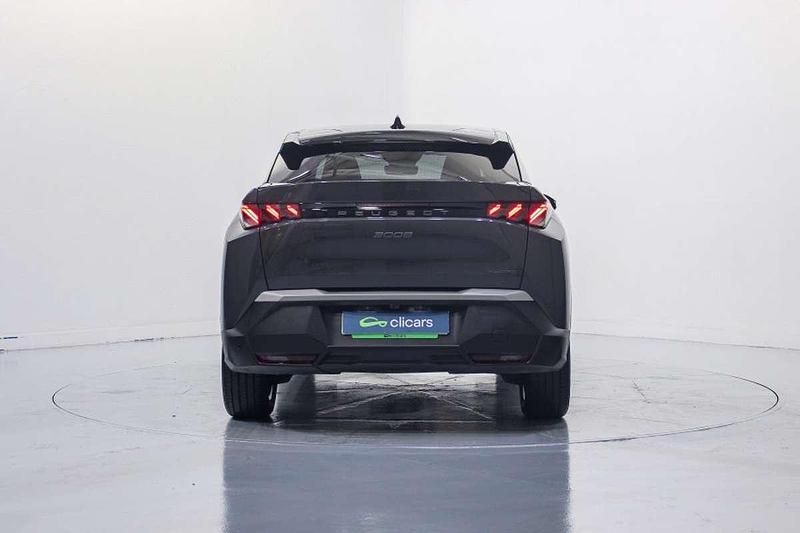 Usado Peugeot 3008 GT 136 CV (100 kW) 2025 Gris SUV