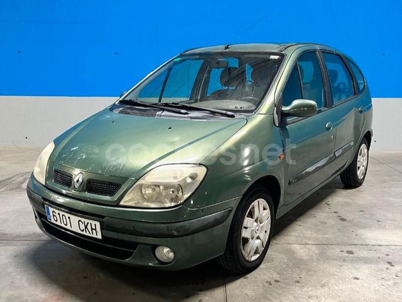 Verde Usado 2003 Renault Scénic Expression Monovolumen | 1900 € (Precio justo) - Imagen 1/4