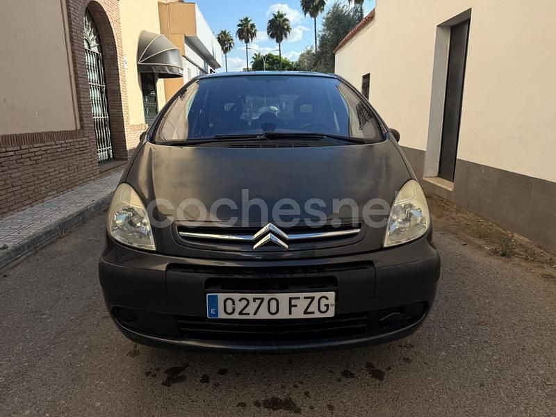 Gris / plata Usado 2008 Citroën Xsara Picasso Exclusive Monovolumen | 2999 € (Precio justo) - Imagen 1/4
