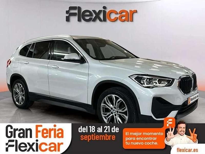 Blanco Usado 2022 BMW X1 Comfort Edition SUV | 25.090 € (Super precio) - Imagen 1/4