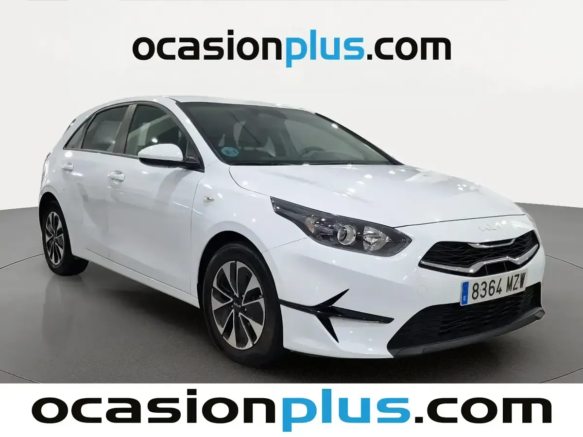 Usado Kia Ceed 100 CV (73 kW) 2025 Blanco Utilitario