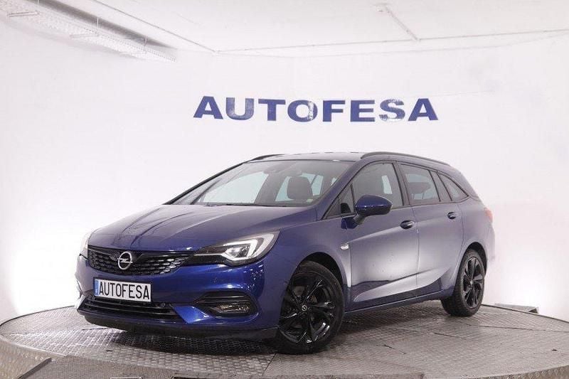 Usado Opel Astra Ultimate 122 CV (89 kW) 2020 Azul Familiar
