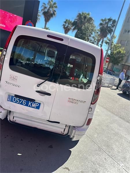 Usado Renault Kangoo 110 CV (80 kW) 2017 Blanco Monovolumen
