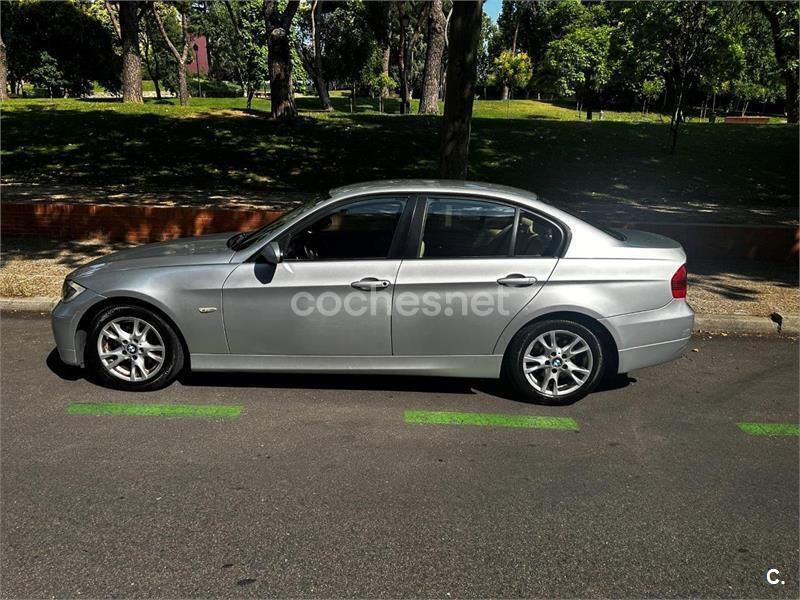 Gris / plata Usado 2007 BMW 318 Berlina | 5400 € (Buen precio) - Imagen 1/4