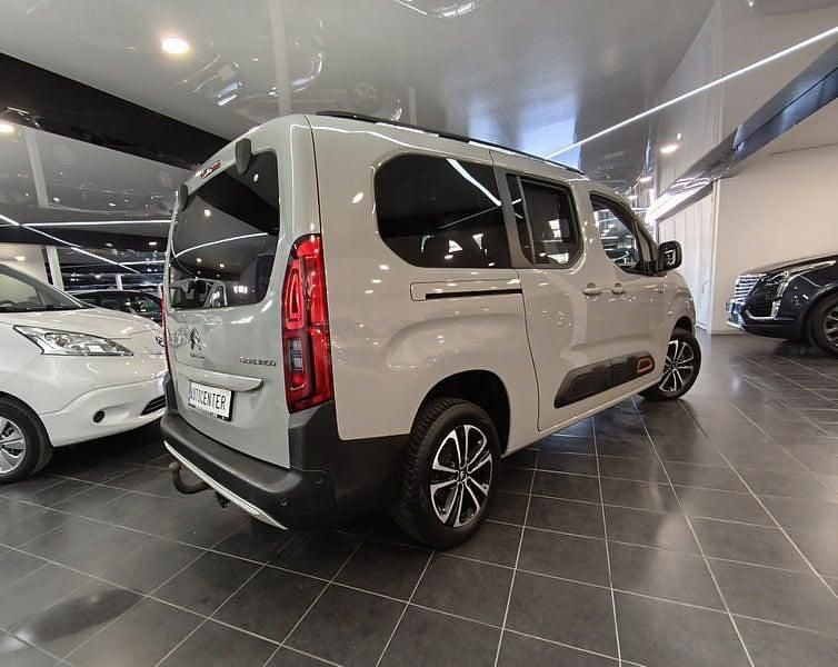 Usado Citroën Berlingo Shine 131 CV (96 kW) 2019 Gris / plata Monovolumen