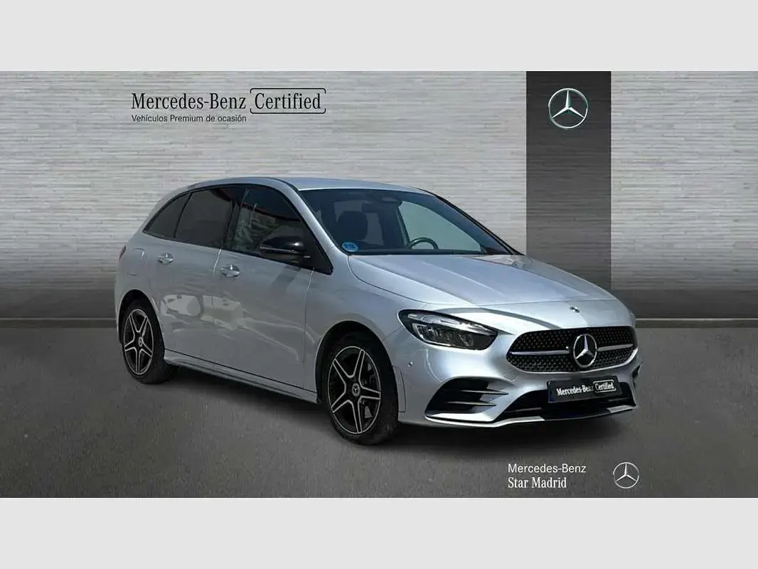 Usado Mercedes B250e 218 CV (160 kW) 2025 Plateado Utilitario