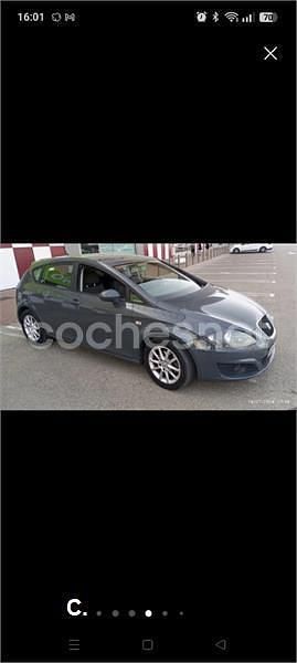 Usado Seat Leon Ecomotive 105 CV (77 kW) 2009 Gris / plata Berlina