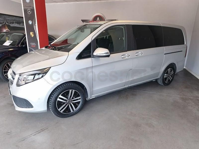 Usado Mercedes V220 Avantgarde 163 CV (119 kW) 2020 Gris / plata Monovolumen