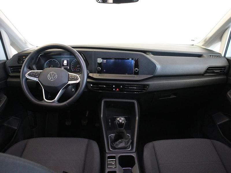 Usado VW Caddy Maxi 116 CV (85 kW) 2025 Blanco Monovolumen