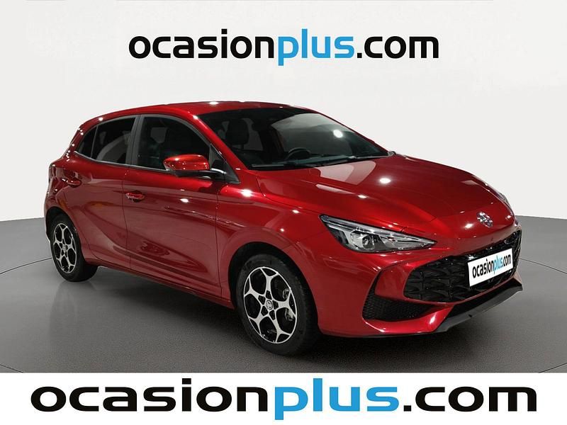 Usado MG MG3 Luxury 195 CV (143 kW) 2024 Rojo Utilitario
