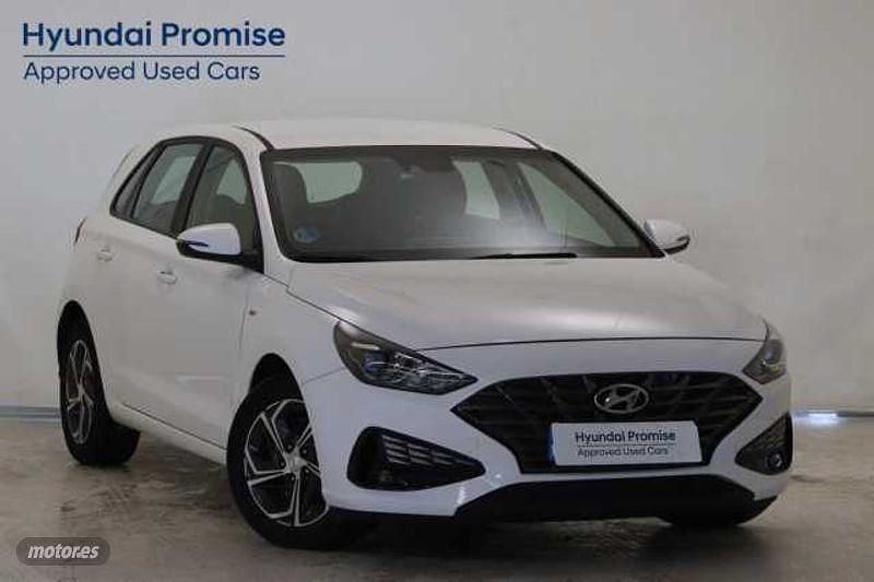 Atlas white Usado 2022 Hyundai i30 | 20.490 € (Un poco caro) - Imagen 1/3