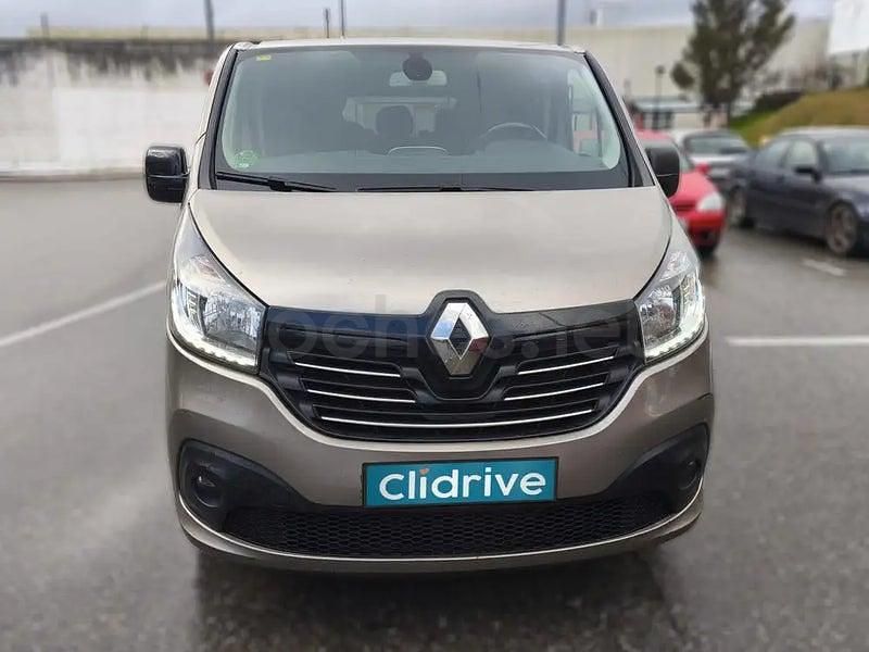 Usado Renault Trafic 170 CV (125 kW) 2018 Beige Monovolumen