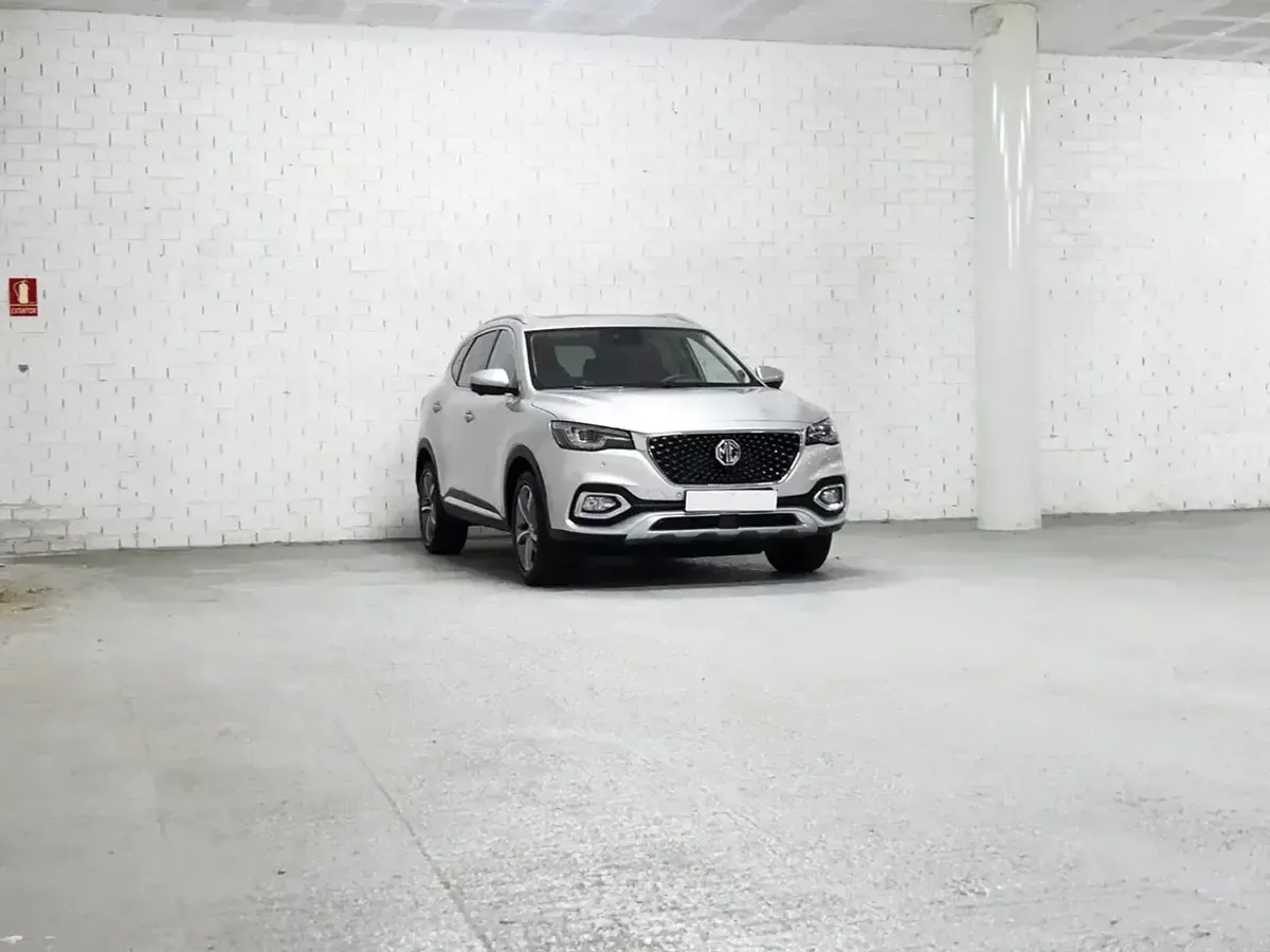 Usado MG HS Luxury 162 CV (119 kW) 2023 Gris SUV