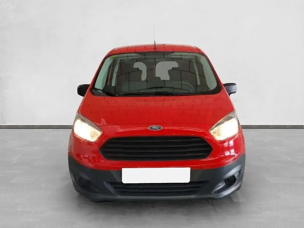 Usado Ford Transit Courier Ambiente 76 CV (55 kW) 2015 Rojo Van