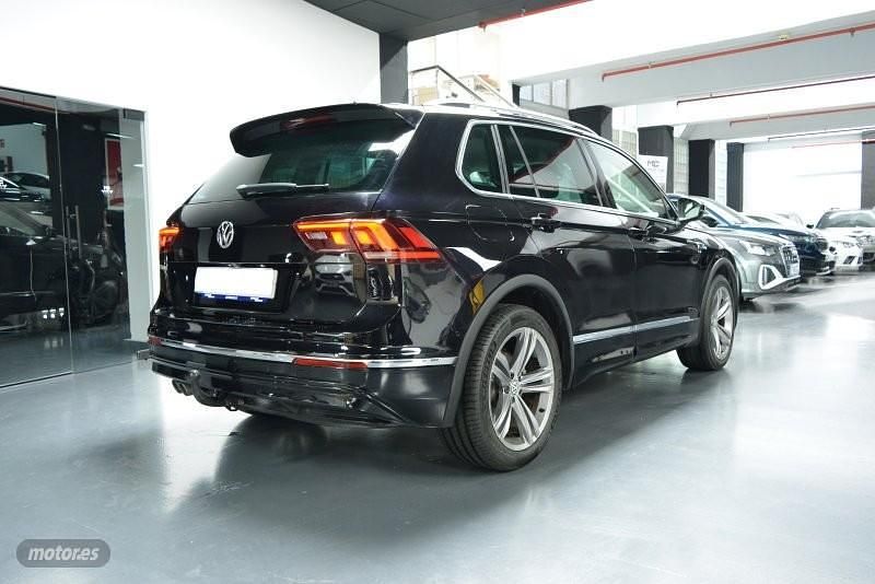 Usado VW Tiguan Advance 150 CV (110 kW) 2020 Negro SUV