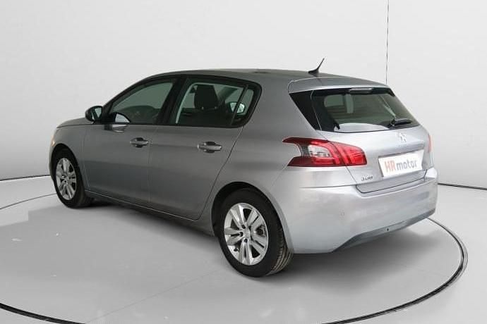 Usado Peugeot 308 Allure 110 CV (80 kW) 2020