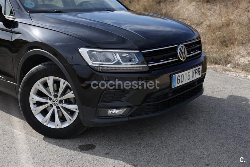 Usado VW Tiguan 125 CV (91 kW) 2018 Negro SUV