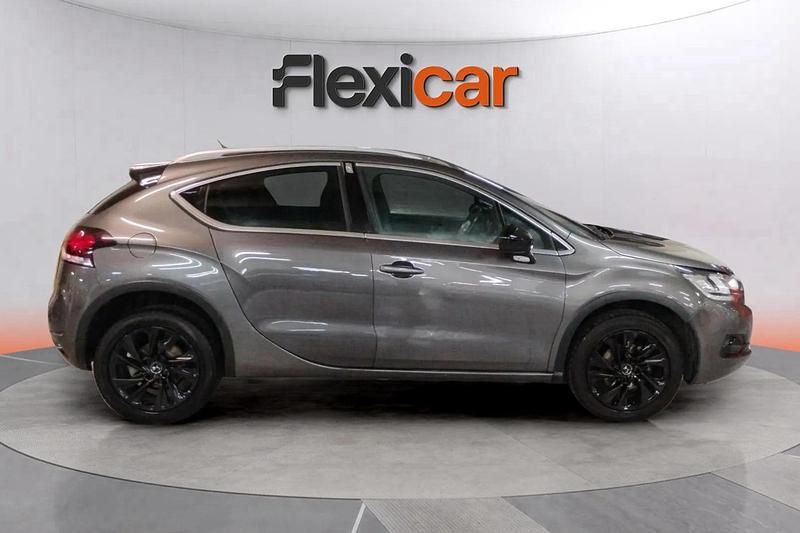 Usado DS Automobiles DS4 Crossback Style 120 CV (88 kW) 2018 Gris SUV