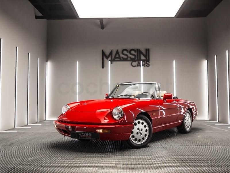 Usado Alfa Romeo Spider 126 CV (92 kW) 1992 Rojo Descapotable