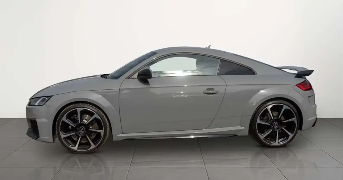 Usado Audi TT RS 400 CV (294 kW) 2022 Gris Coupe