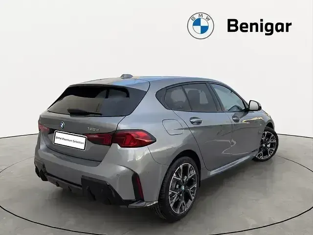 Usado BMW 120 Comfort Edition 163 CV (119 kW) 2025 Gris Utilitario