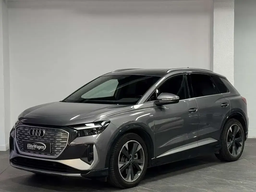 Usado Audi Q4 e-tron 150 kW (204 CV) 2022 Gris SUV